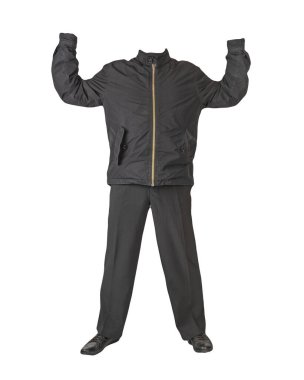 Siyah ceket, siyah pantolon ve beyaz arka planda izole edilmiş siyah deri ayakkabılar. Erkek sonbahar kıyafetleri.