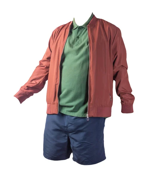 Męska Ciemnoczerwona Kurtka Bombowa Ciemnozielona Koszula Ciemnoniebieskie Spodenki Sportowe Odizolowane — Zdjęcie stockowe