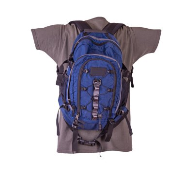  Gri tişört için giyinmiş koyu mavi sırt çantası beyaz arka planda izole edilmiş.. 