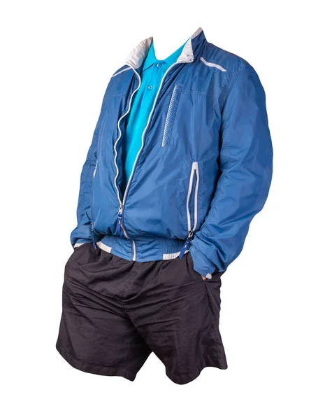 남성의 파란색 스포츠 반바지가 배경에 고립되어 유행하는 평상복 — 스톡 사진