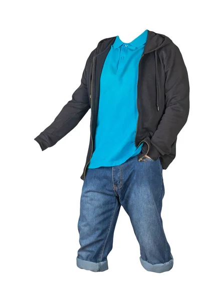 粗斜纹棉布深蓝色短裤 带领子的蓝色T恤和带拉链的黑色运动衫及白色背景的引擎盖 — 图库照片