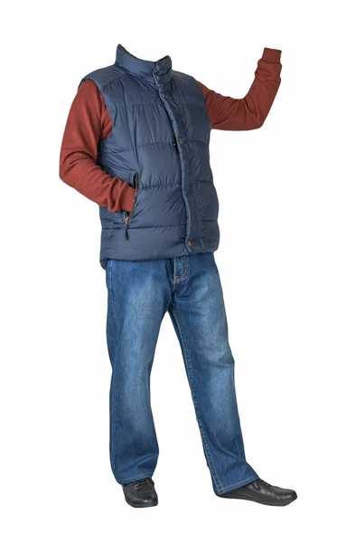 Dunkelblaue Ärmellose Jacke Blaue Jeans Dunkelroter Pullover Und Schwarze Lederschuhe — Stockfoto