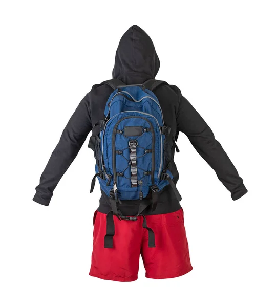 Jeansblauer Rucksack Schwarzes Sweatshirt Mit Kapuze Rote Shorts Auf Weißem — Stockfoto