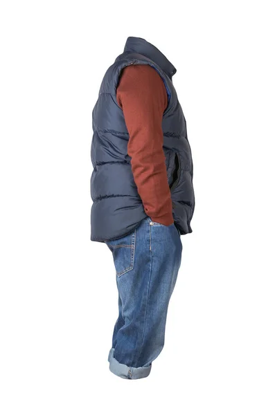 斜纹棉布深蓝色短裤 深红色针织毛衣和深蓝色无袖夹克 白色背景隔离 — 图库照片