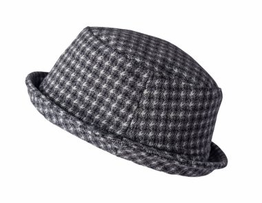 Beyaz arkaplanda izole edilmiş güz siyah kova şapka. Balıkçı şapkası, İrlanda şapkası, oturum şapkası, panama..