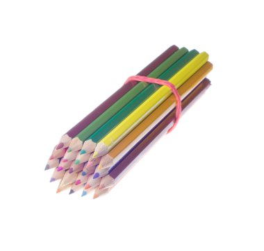  Beyaz arkaplanda izole edilmiş renkli kalemler