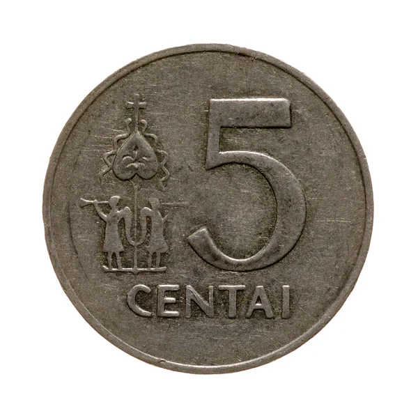 Moeda de cinco cêntimos Lituânia isolada sobre fundo branco. superior vie — Fotografia de Stock
