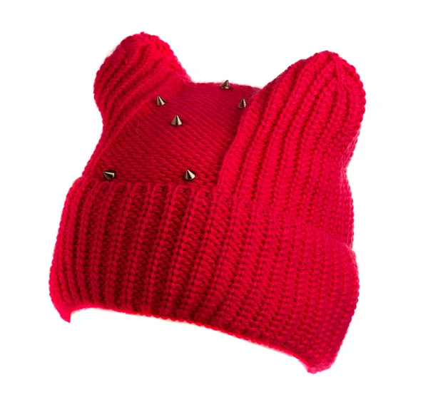 흰색 배경.red에 고립 된 니트 모자 — 스톡 사진