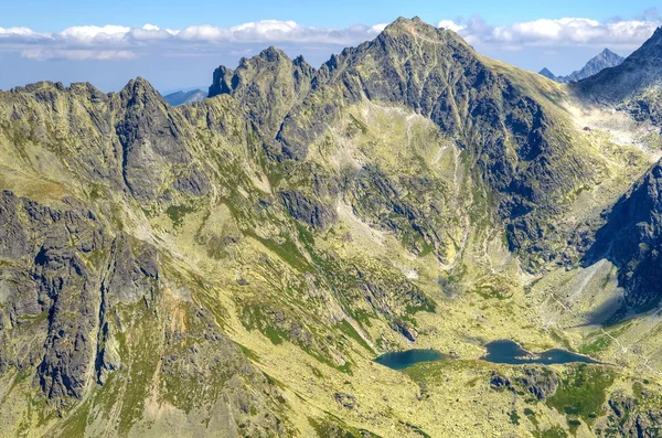 Paysage de montagne d'été. — Photo