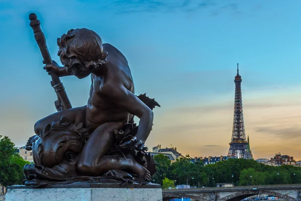 Захід сонця в Парижі — стокове фото