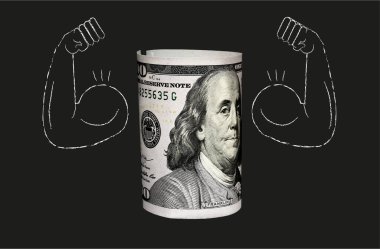 Siyah arka planda Benjamin Franklin portresi olan 100 Amerikan Doları banknotları. Güçlü Amerikan Doları kavramı. Büyürken dolar. Güçlü dolar..