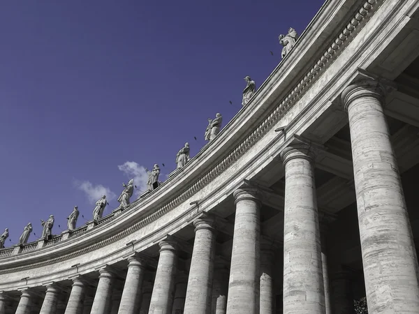 Columns in Hallway at Saint Peter's Square in Rome, Italy — Stock Photo, Image