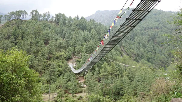 Hängebrücke Himalaya Nepal — Stockfoto