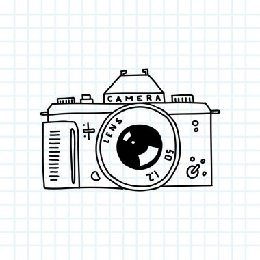 Doodle fotoğraf makinesi skeci. Klasik karikatür el çizimi lens, monokrom çizgi ikonu. Vektör illüstrasyonu
