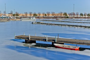 küçük tekneler ve liman