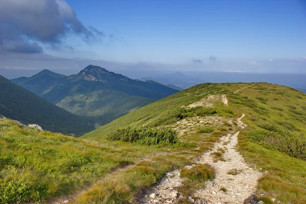 Horská cesta v západních Tatrách — Stock fotografie