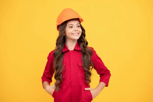 Счастливая Девочка Подросток Защитной Жесткой Шляпе Строитель — стоковое фото