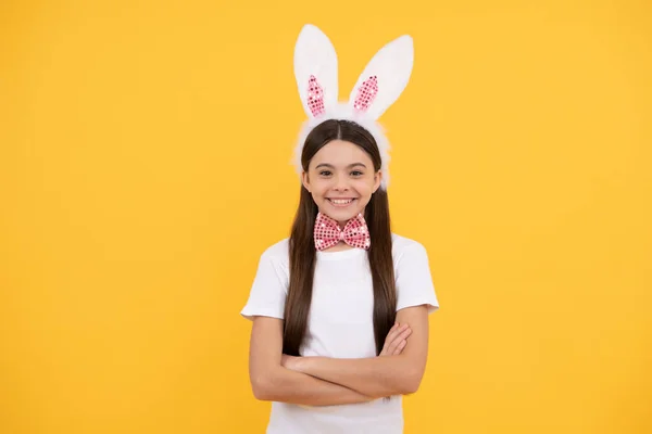 Happy Easter Teen Girl Bunny Earns Bow Tie Easter — стоковое фото