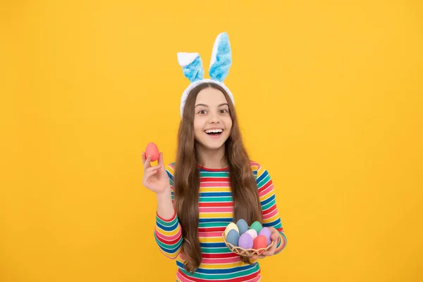 Oosttij Tijd Voor Plezier Schattig Joch Eierenjacht Pasen Voorjaarsvakantie Gelukkig — Stockfoto