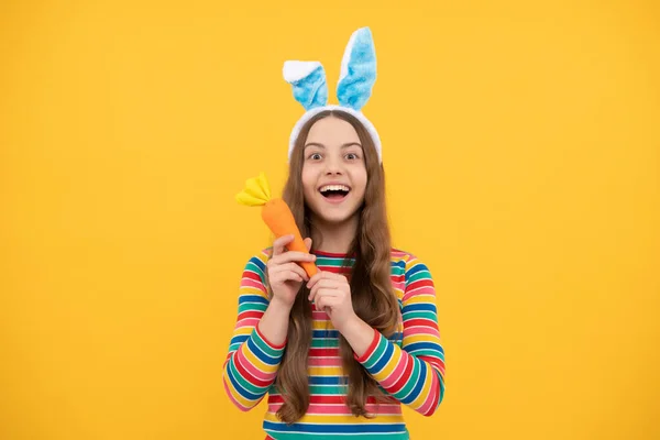 Look Time Fun Adorable Funny Kid Carrot Easter Spring Holiday — Stock Photo, Image