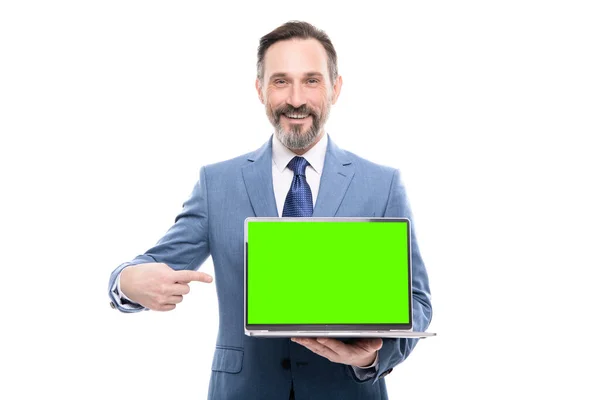 Trabajador de oficina feliz señalando el dedo de la computadora para el espacio de copia espacio de copia, videoconferencia. —  Fotos de Stock