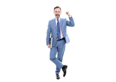 Profesyonel ağ yöneticisi bilgisayarı tutuyor. Modern kablosuz bilgisayarı olan mutlu patron.