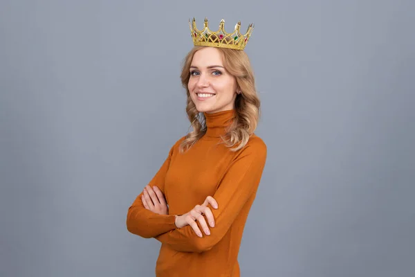 Cheerful blonde lady with curly hair wear crown, deserve — Stock Photo, Image