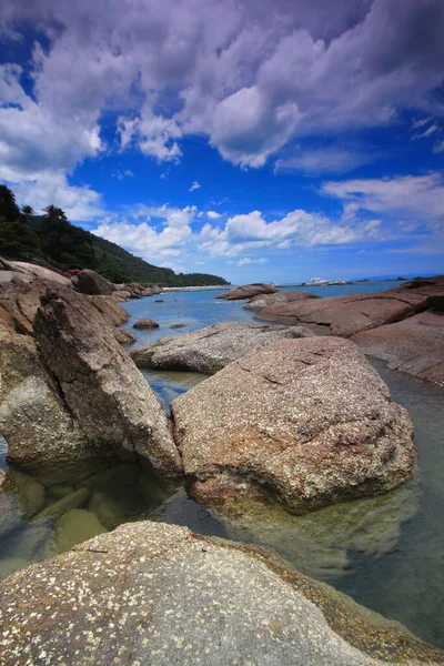 Rocks Sea Blue Sky — Stock Photo, Image