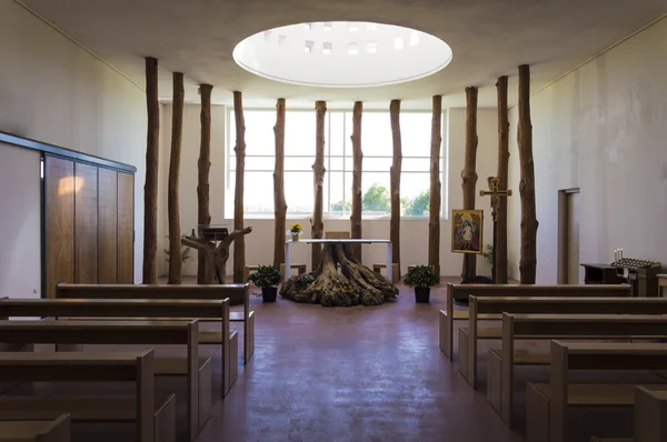 Forlimpopoli, Italie, intérieur d'une église, 24 avril 2016 — Photo