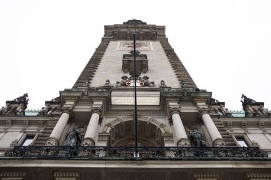 Hamburg rathaus çan kulesi