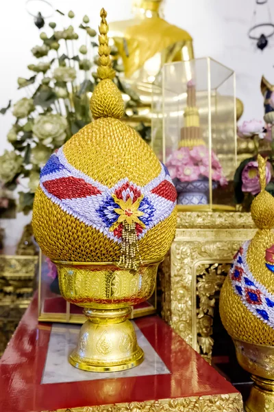 Décoration à côté de la statue Big Golden Buddha, temple public Wat Pho, Bangkok, Thaïlande . — Photo