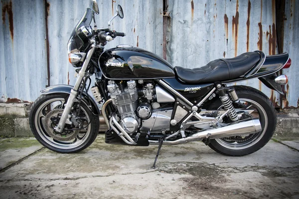 Kawasaki zr 1100 zephyr motorrad — Stockfoto