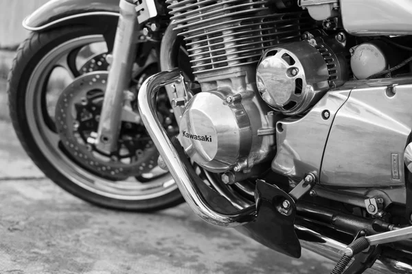 Kawasaki zephyr motocicleta fotografada ao ar livre — Fotografia de Stock