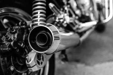 Subotica, Sırbistan - 13 Haziran 2015: Fotoğraf çekimi Kawasaki Zr 1100 Zephyr A1 Bisiklet 1992.Four kontur enine dört silindir üzerinden. DOHC, silindir başına 2 vanalar. 1062cc, hava soğutmalı. Siyah ve beyaz fotoğraf.