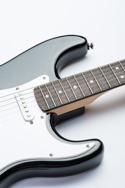 Gitar perdeler dizeleri ile