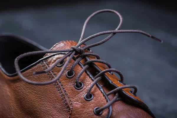 Egy pár szép barna bőr cipő — Stock Fotó