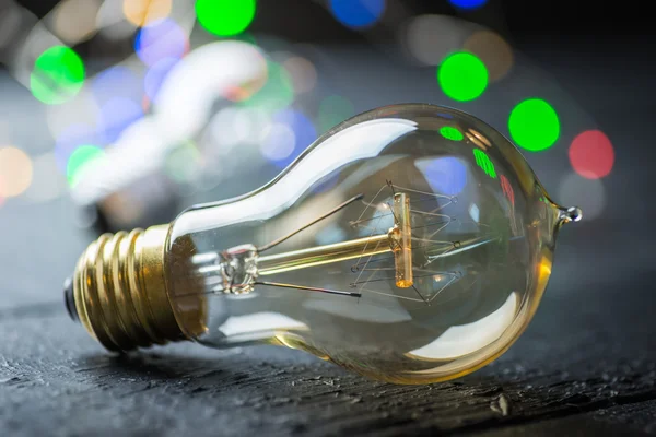 ビンテージのタングステン電球色のライト — ストック写真