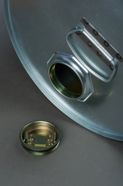 Kimyasallar beton duvar arka plan üzerinde davul