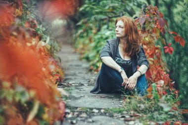 Sonbaharla aynı renk.