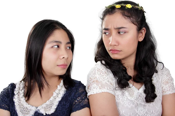 Chica amigos en una pelea — Foto de Stock