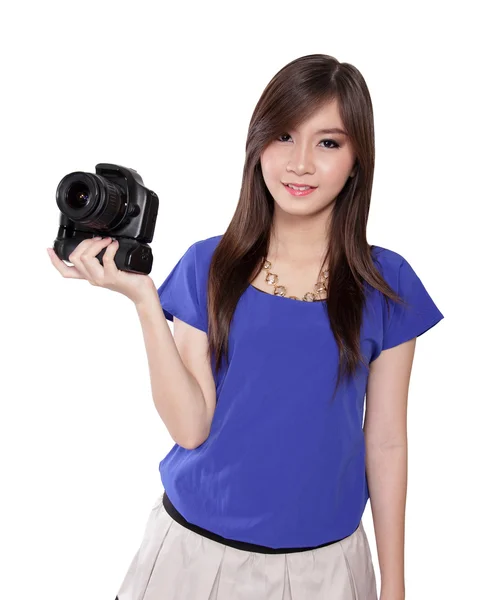 Asiático chica trae un cámara — Foto de Stock