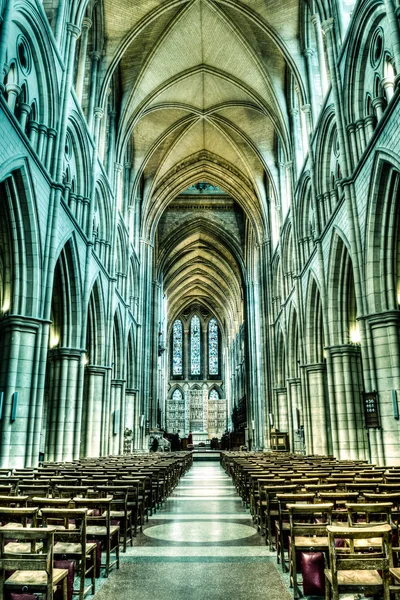 Truro kathedraal Nave Hdr — Stockfoto