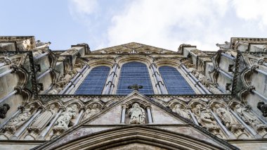 Salisbury katedral Batı açık düşük açılı