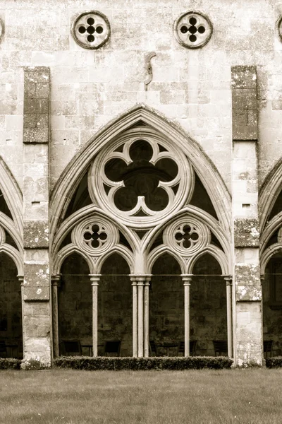 Cattedrale di Salisbury Chiostri Seppia tono — Foto Stock