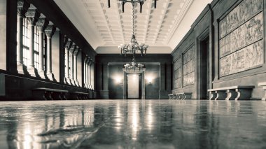 Imperial Castle Poznan sütun Hall