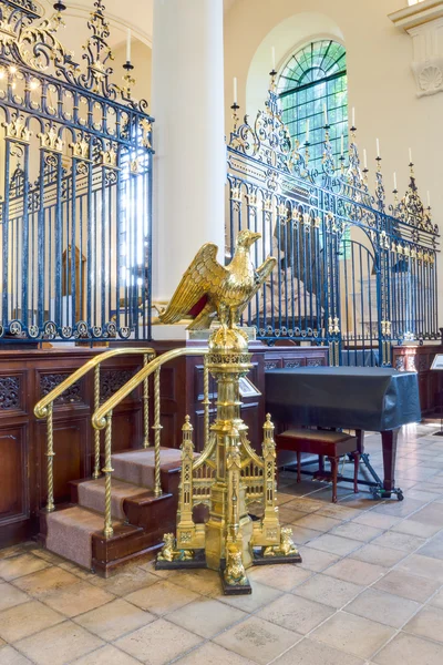 Catedral de Derby Golden Eagle HDR — Fotografia de Stock