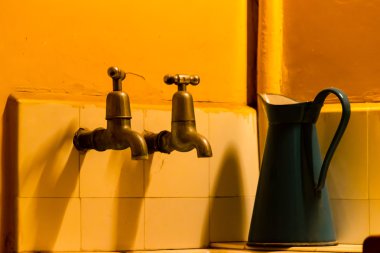 Vintage İngilizce musluk suyuyla sulama olabilir