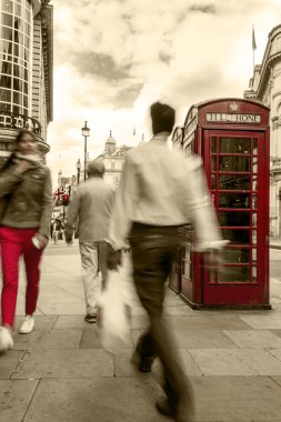 Londra hareket, Sepya