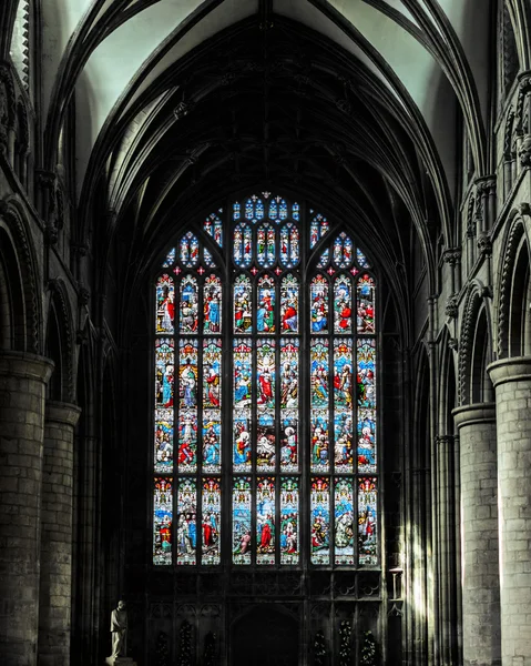 Gloucester Cathedral stained glasses A — Stock Photo, Image