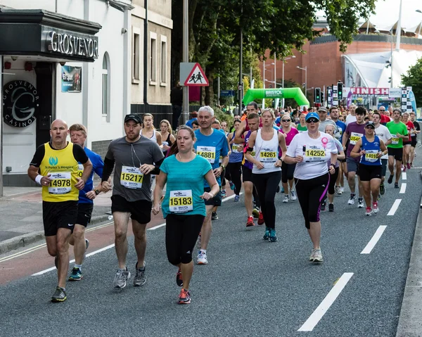 Bristol, Inglaterra - 13 SEPTIEMBRE 2015 Media Maratón de Bristol 2015 —  Fotos de Stock